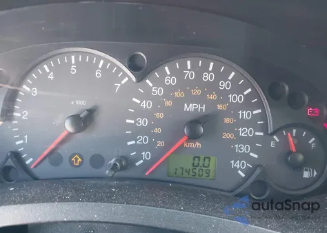 2005 Ford Focus Zx5 z USA, uszkodzony, nr VIN 3FAHP37N75R125351